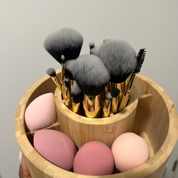 Makeup brush set